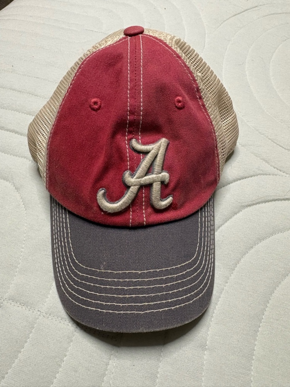Red & Beige Alabama trucker hat